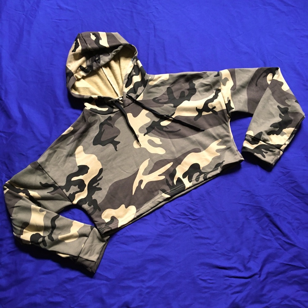 Brand New ZaFul Army fatigue print Crop top Hoodie size 1X